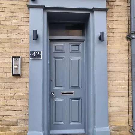 Sky Way Hotel Bradford (West Yorkshire)