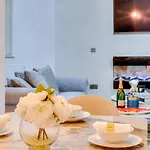Hotel Sky Way